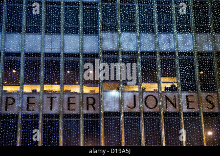 Weihnachtsbeleuchtung aussen Peter Jones, Sloane Square, London, UK 10. Dezember 2012 Stockfoto