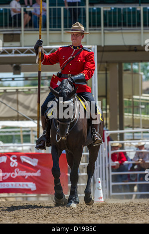 RCMP Musical Ride beim Calgary Stampede Rodeo Eröffnungsfeier Stockfoto