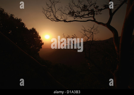 Sonnenuntergang in Chorla Ghats von Mhadei Naturschutzgebiet Stockfoto