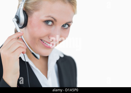 Close-up Portrait von junge Geschäftsfrau trägt Kopfhörer Stockfoto