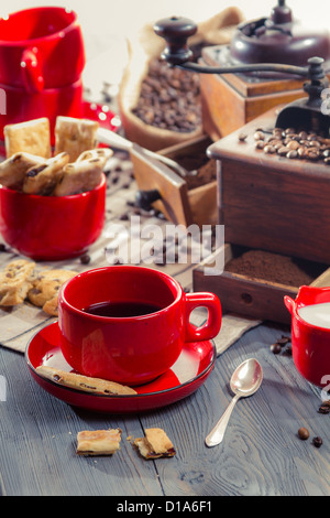 Gebrühter Kaffee mit cookie Stockfoto