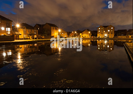 Dudley Port Tividale wo gab es eine massiven Gehäuse Sanierung auf einer Brachfläche, die eine massive Hafen war Stockfoto