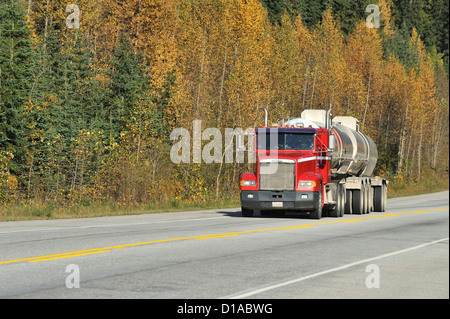 Icefields Parkway - Straße durch Banff und Jasper Nationalparks, Alberta, Kanada Stockfoto