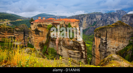 Varlaam Kloster Meteora in Trikala Region im Sommer, Griechenland. Stockfoto