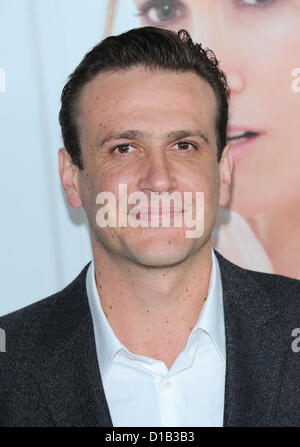 Hollywood, Kalifornien, USA. 12. Dezember 2012. Jason Segel ankommen bei den Los Angeles Film-Premiere von"This is 40' Chinese Theater, Hollywood, CA, USA 12. Dezember 2012 Stockfoto