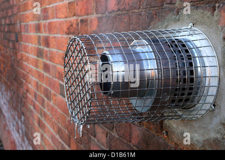 Kondensierende Dampfkessel Entlüftungsöffnung. Stockfoto