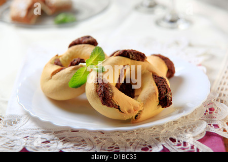 Traditionelle maltesische Süßigkeit aus schwarzem Sirup, Orangenschalen, Gewürze und Honig Stockfoto