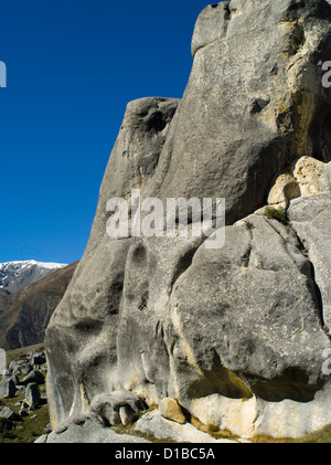 Ansicht des Burgbergs zwischen Arthurs und Darfield Pässe, Neuseeland. Kura Tawhiti Conservation Area. Stockfoto