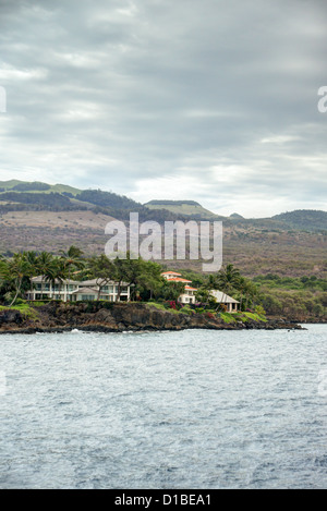 Waterfront Zuhause an der Küste von Maui, Hawaii Stockfoto
