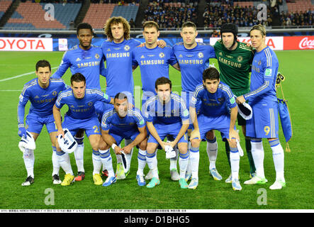 Chelsea Gruppe Mannschaftsaufstellung, 13. Dezember 2012 - Fußball / Fußball: Chelsea Team Gruppenbild (obere Reihe - L, R) John Obi Mikel, David Luiz, Branislav Ivanovic, Gary Cahill, Petr Cech, Fernando Torres, (untere Reihe - L, R) Eden Hazard, Cesar Azpilicueta, Ashley Cole, Juan Manuel Mata und Oscar vor FIFA Club World Cup Japan 2012 Semi-Finale match zwischen Monterrey 1-3 Chelsea im International Stadium Yokohama in Kanagawa Japan. (Foto von Tokuhara/AFLO Takamoto) Stockfoto