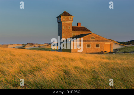 Alte Harbor US Life-Saving-Station an einem Rennen Punkt in der Nähe von Provincetown, Cape Cod. Stockfoto