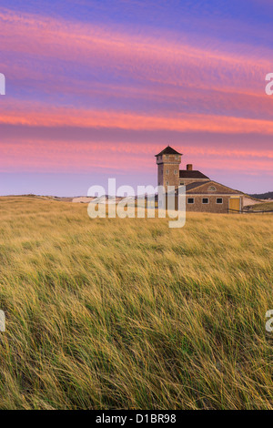 Alte Harbor US Life-Saving-Station an einem Rennen Punkt in der Nähe von Provincetown, Cape Cod. Stockfoto