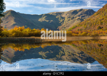 Blick über Brüder Wasser in Richtung hohe Hartsop Dodd, Lake District National Park. Stockfoto