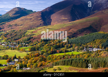 Blick vom Gipfel von Latrigg über Tal Borrowdale in Richtung Dodd, Lake District National Park. Stockfoto