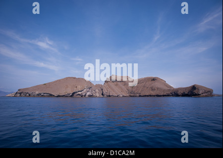 Ein Blick auf PAdar Insel, eine wunderschöne Insel im Komodo National Park, wo keine Menschen leben. Zwischen der Insel Komodo und Rinca Stockfoto