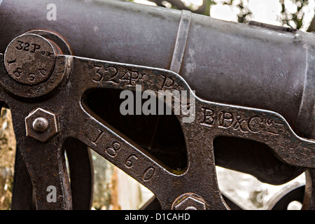 Gravur auf einer Kanone in Fortaleza Monte oder Monte Forte Macau. Stockfoto