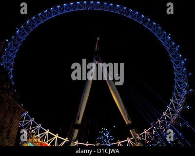 Das London Eye befindet sich am Südufer der Themse, London Borough of Lambeth, London, England, Vereinigtes Königreich Stockfoto