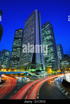 Bürogebäude in Shinjuku, Tokio, Japan. Stockfoto