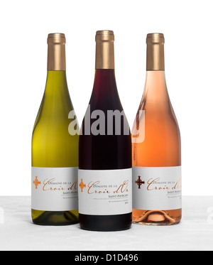 Saint-Pourçain Flaschen Wein (weiß, rot und Rose des Grundstücks "Croix d ' or"). Bouteilles de vin de St-Pourçain. Stockfoto