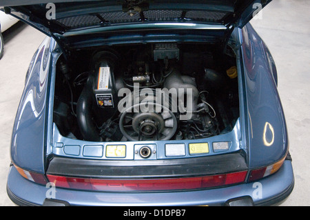 Porsche 911 flache 6 sechs Motor Motoren Bucht Sportwagen Autos deutscher Ingenieurskunst Stockfoto