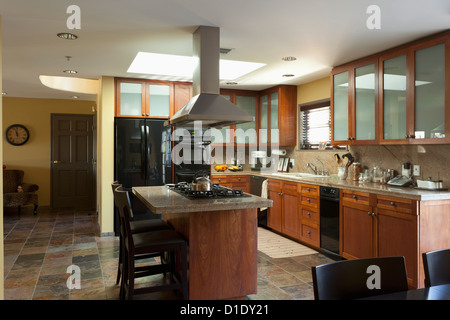 Küche im traditionellen Haus; Burbank; Kalifornien; USA Stockfoto