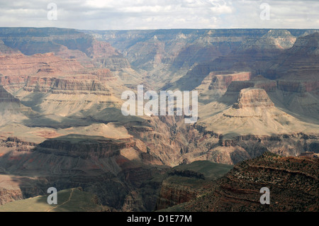 Ein Blick auf die Südseite des Grand Canyon, von der Felge in Phoenix Arizona. Stockfoto