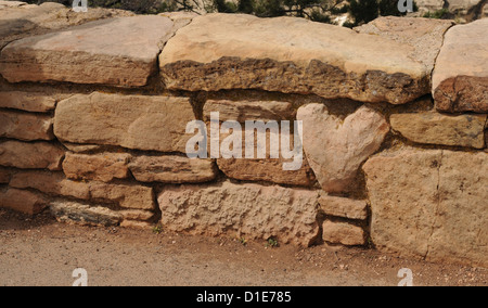 Herzförmige Stein in der Wand am Grand Canyon, Arizona in den Vereinigten Staaten von Amerika. Stockfoto