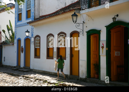 Typischen Häusern im Kolonialstil in der Altstadt von Parati, Rio De Janeiro Zustand, Brasilien, Südamerika Stockfoto