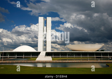 Congresso Nacional (Nationalkongress) entworfen von Oscar Niemeyer, Brasilia, UNESCO-Weltkulturerbe, Brasilien, Südamerika Stockfoto