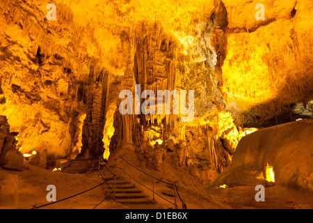 Neptuns Grotte in der Nähe von Alghero, Sardinien, Italien, Europa Stockfoto