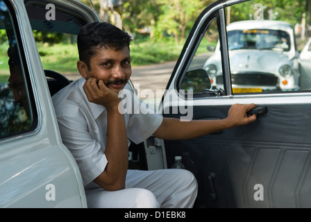 Botschafter Taxifahrer, Kochi (Cochin), Kerala, Indien, Asien Stockfoto