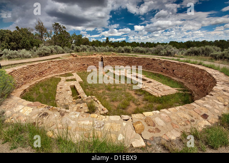 Die große Kiva im Lowry Pueblo, Ruinen Anasazi an Schluchten der alten National Monument, Colorado, USA Stockfoto