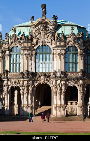 Teilansicht des Musée Zwinger in Dresden, Deutschland Stockfoto