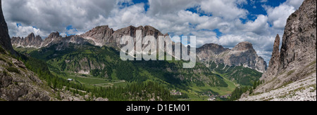 Bergwelt in der Sellagruppe, Dolomiten, Südtirol, Süditalien Stockfoto