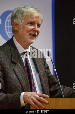 Dr. Erkki Tuomioja ist der ehemalige Minister für auswärtige Angelegenheiten Finnlands. Stockfoto