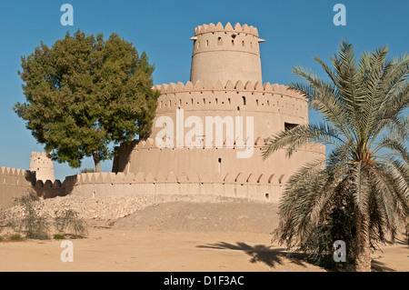 Historischen Festung Al Jahili Fort in Al Ain, Abu Dhabi, Vereinigte Arabische Emirate Stockfoto