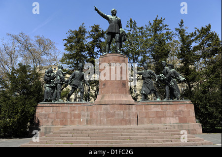 Lajos Kossuth (1802 – 1894). Ungarischer Politiker. Denkmal von Zsigmond Kisfaludi Strobl. Budapest. Ungarn. Stockfoto