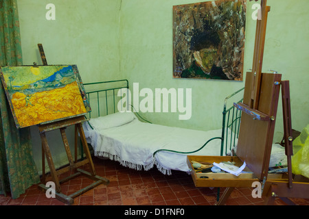 Van Goghs Schlafzimmer in Saint-Paul-de-Mausole, behandelt das Asyl, wo er war, 1889-1890, Saint Remy de Provence, Frankreich Stockfoto