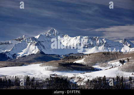 Mount Wilson im Winter, Uncompahgre National Forest, Colorado, Vereinigte Staaten von Amerika, Nordamerika Stockfoto