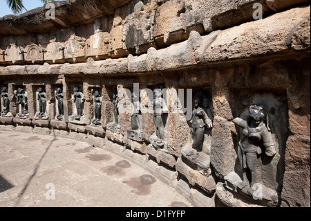 Einige der Yoginis im 9. Jahrhundert Bedeckung Yogini Tempel verehrt für Mitarbeitende Göttin Durga, Hirapur, Orissa, Indien Stockfoto