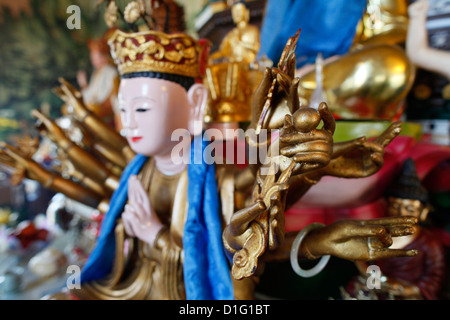 Buddha-Statue, Tu eines buddhistischen Tempels, Saint Pierre En Faucigny, Haute Savoie, Frankreich, Europa Stockfoto