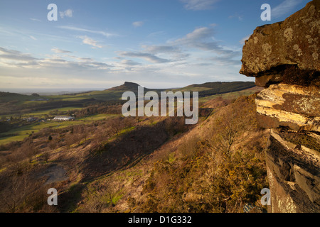 Einen späten Winterabend Blick auf die unverwechselbare Nähe Topping aus Gribdale Tor, North Yorkshire, Yorkshire, England Stockfoto