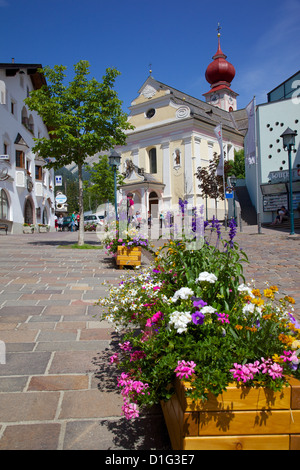 Große Kirche, St. Ulrich, Gardena Valley, Provinz Bozen, Trentino-Alto Adige/South Tyrol, Dolomiten, Italien, Europa Stockfoto