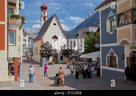 Blick vom Col Alto und Seilbahn, Corvara, Gadertal, Provinz Bozen, Südtirol, Dolomiten, Italien Stockfoto