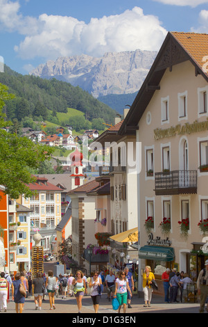 Blick vom Col Alto und Seilbahn, Corvara, Gadertal, Provinz Bozen, Südtirol, Dolomiten, Italien Stockfoto