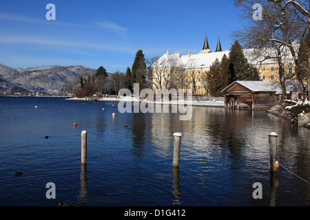 Braeustueberl Taverne am Tegernsee, See Tegernsee, Oberbayern, Deutschland, Europa. Foto: Willy Matheisl Stockfoto