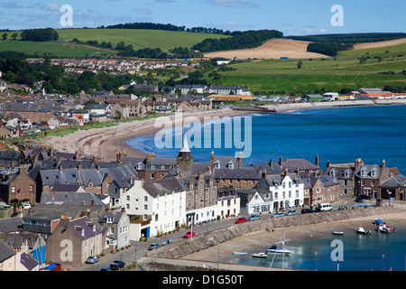 Stonehaven Bay und Kai aus Blick auf den Hafen, Stonehaven, Aberdeenshire, Schottland, Vereinigtes Königreich, Europa Stockfoto