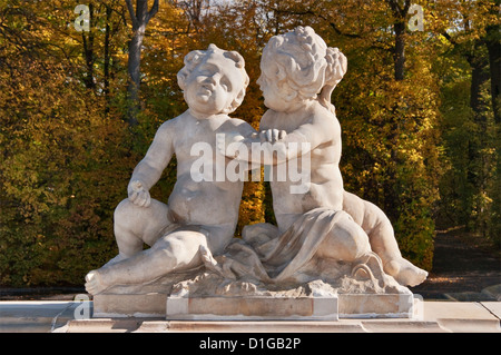 Gleichgültigkeit, allegorische Barockplastik im oberen Garten im Wilanów Palast in Warschau, Polen Stockfoto