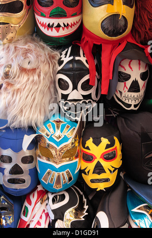 Masken auf Olvera Street Market in Los Angeles, Kalifornien, USA. Stockfoto