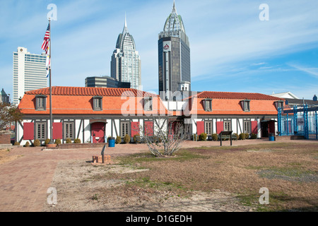 Innere des Fort Condé, mit der Innenstadt Mobile im Hintergrund, Mobile, Alabama, USA, Nordamerika Stockfoto